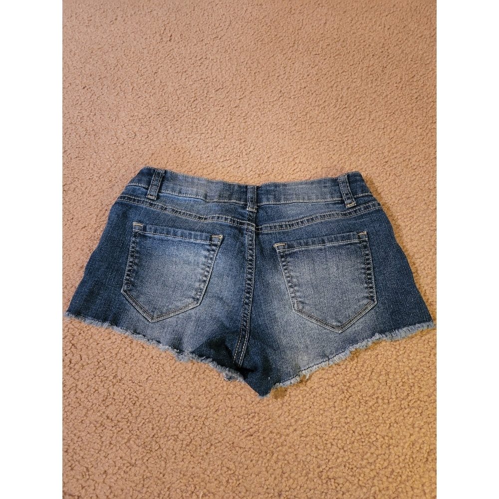 Demin shorts - Picture 3 of 3
